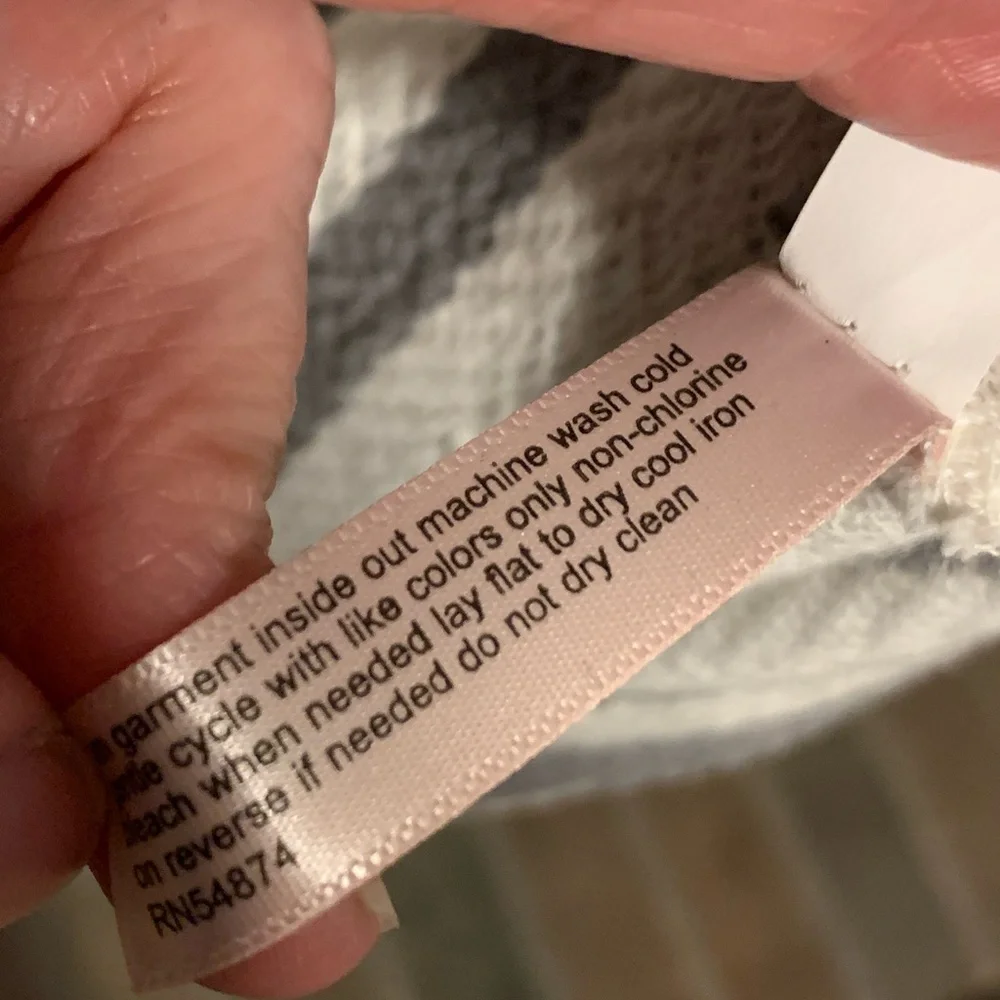 SOLD S Très Bien textured striped lightweight top - Picture 7 of 9